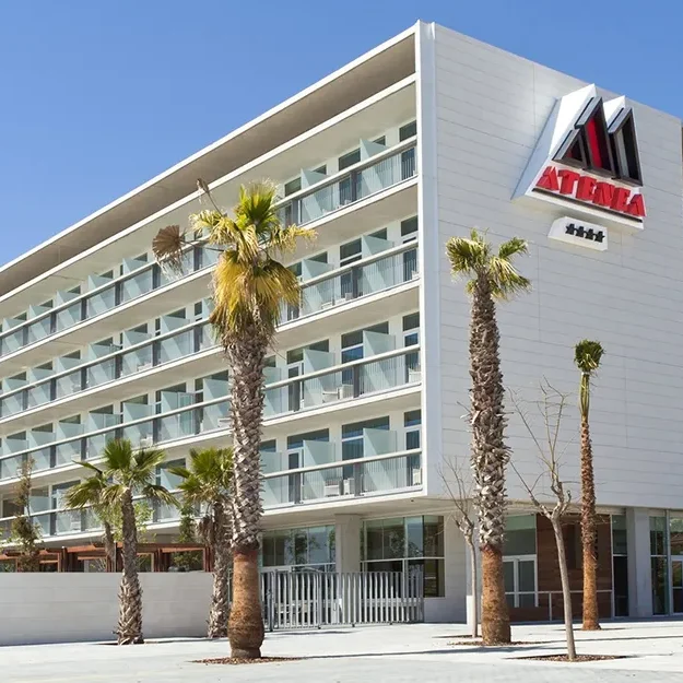 Atenea Port Mataro & Spa