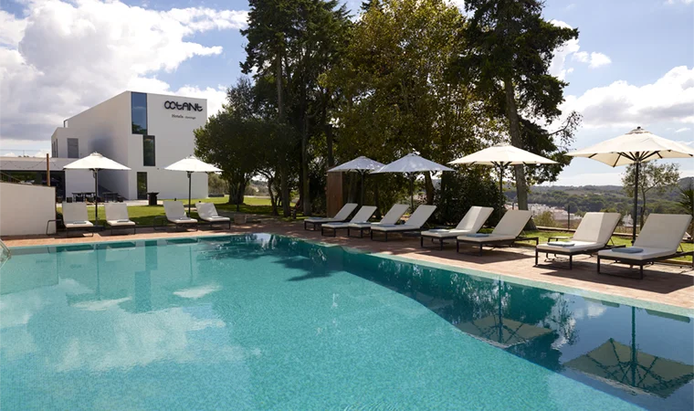 Octant Santiago pool