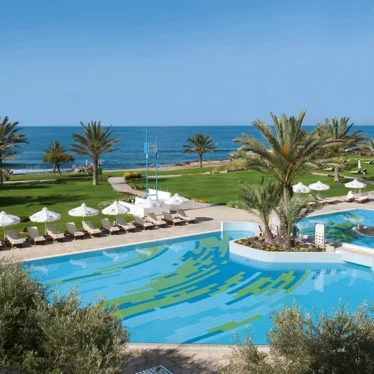 ATHENA ROYAL BEACH PAPHOS HOTEL POOL ZYPERN